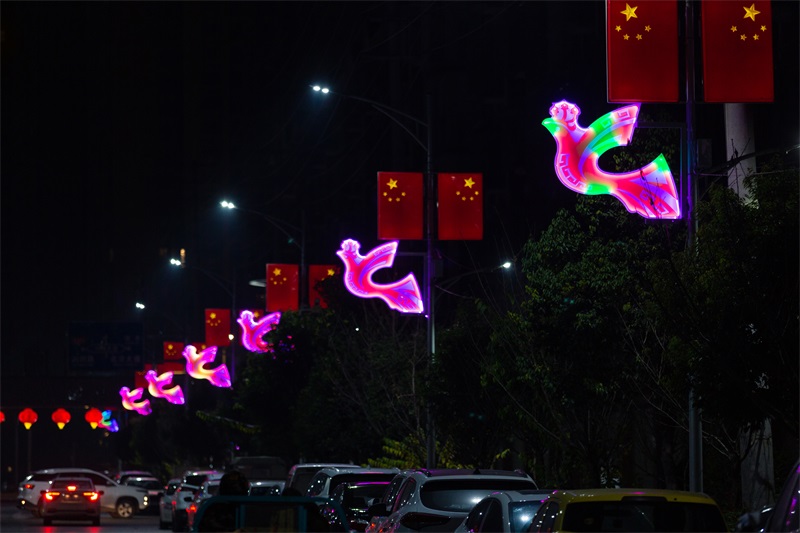 德陽(yáng)廣漢市“三星堆神鳥”掛件